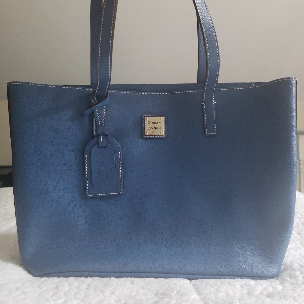 Dooney & Bourke 1975 Handbag